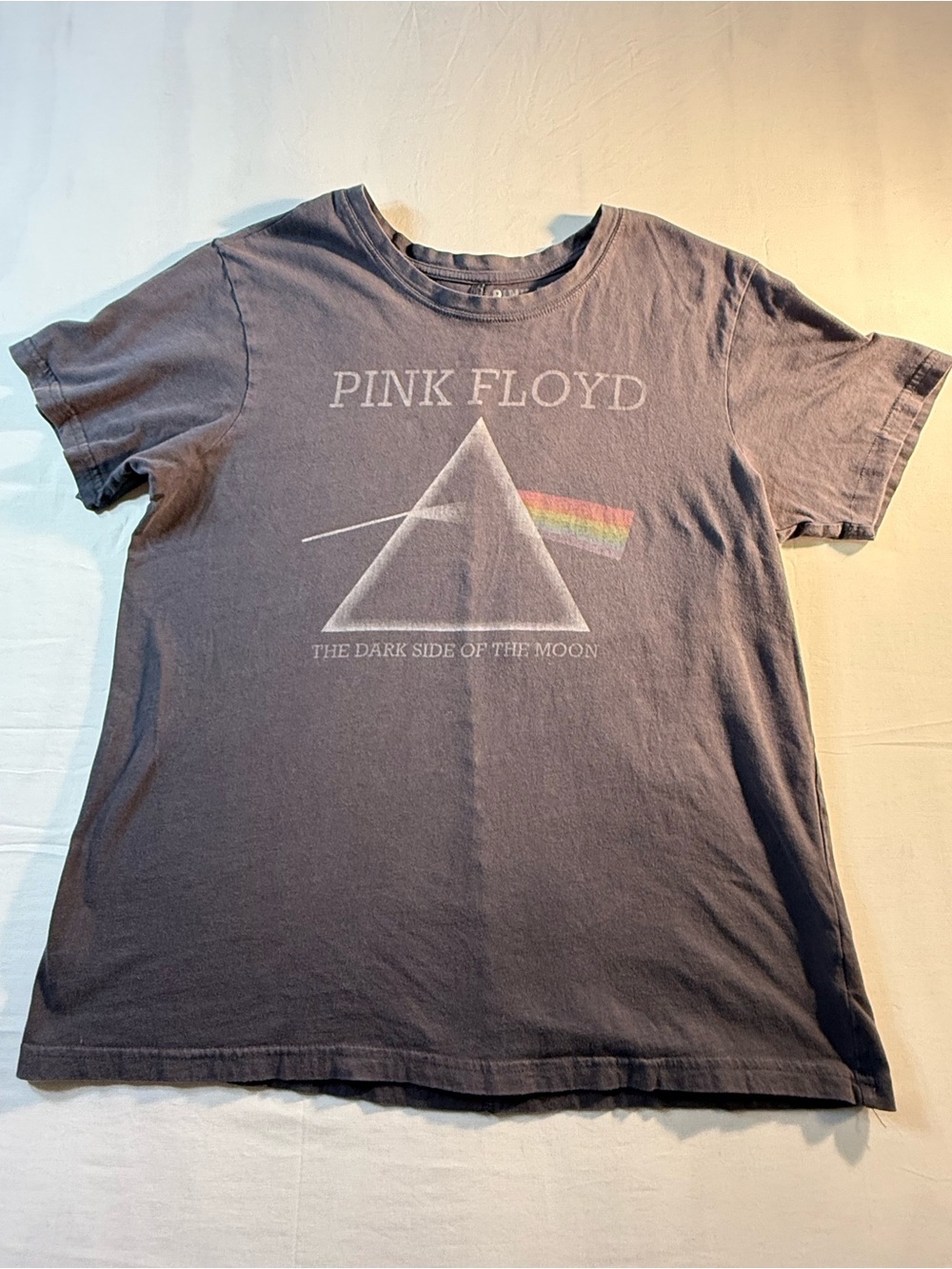Pink Floyd Short Sleeve Tee in Washed Gray with Prism Graphic